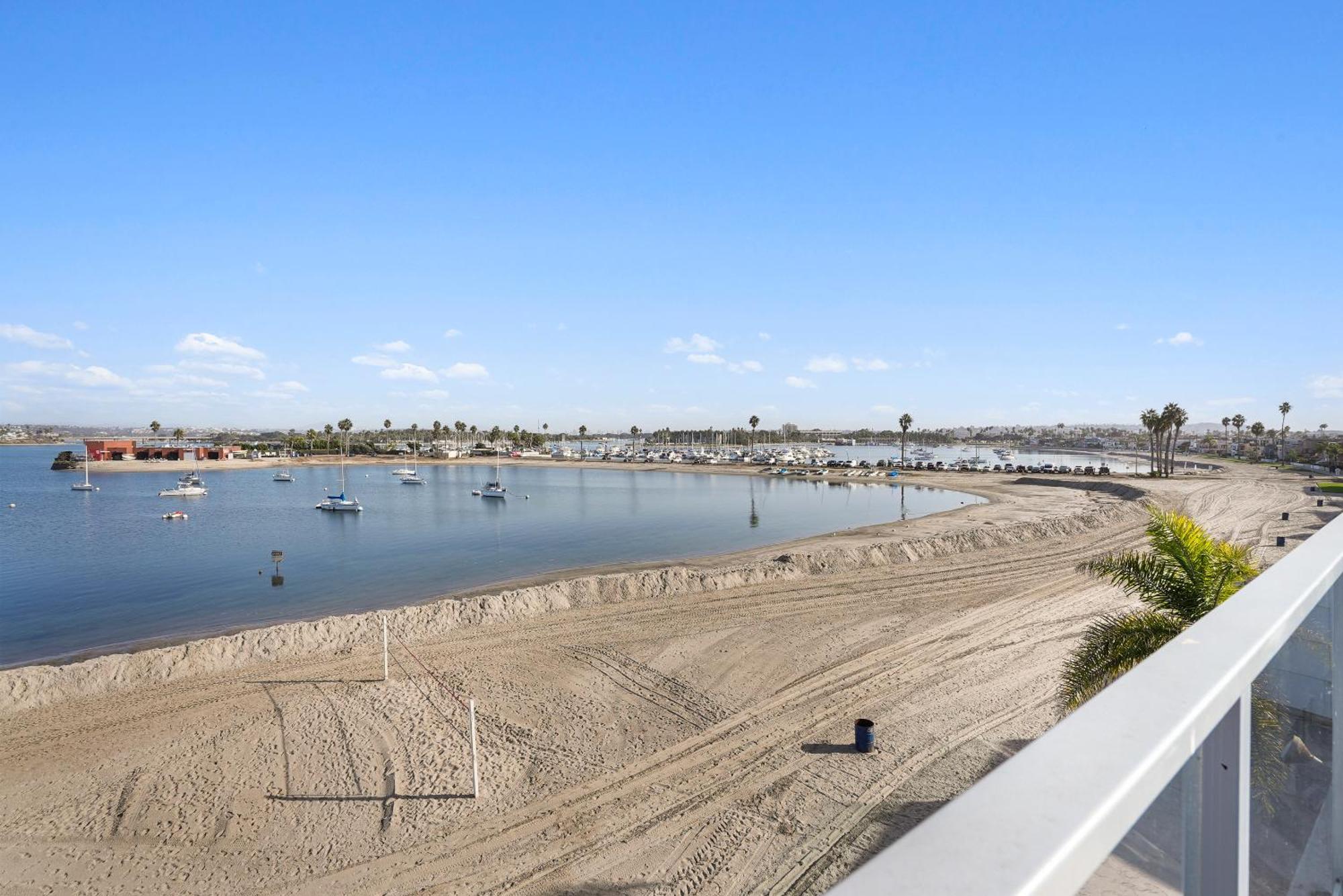 Stunning Bayfront Condo With Gorgeous Views, Garage, Massive Roof Deck & Ac - Dogs Welcome! San Diego Zewnętrze zdjęcie